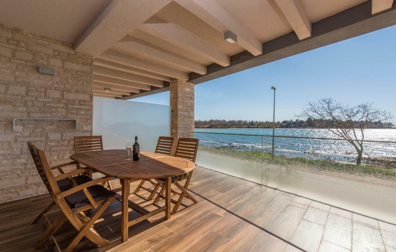 Villa Punta Mulino Lovrečica Екстериор снимка
